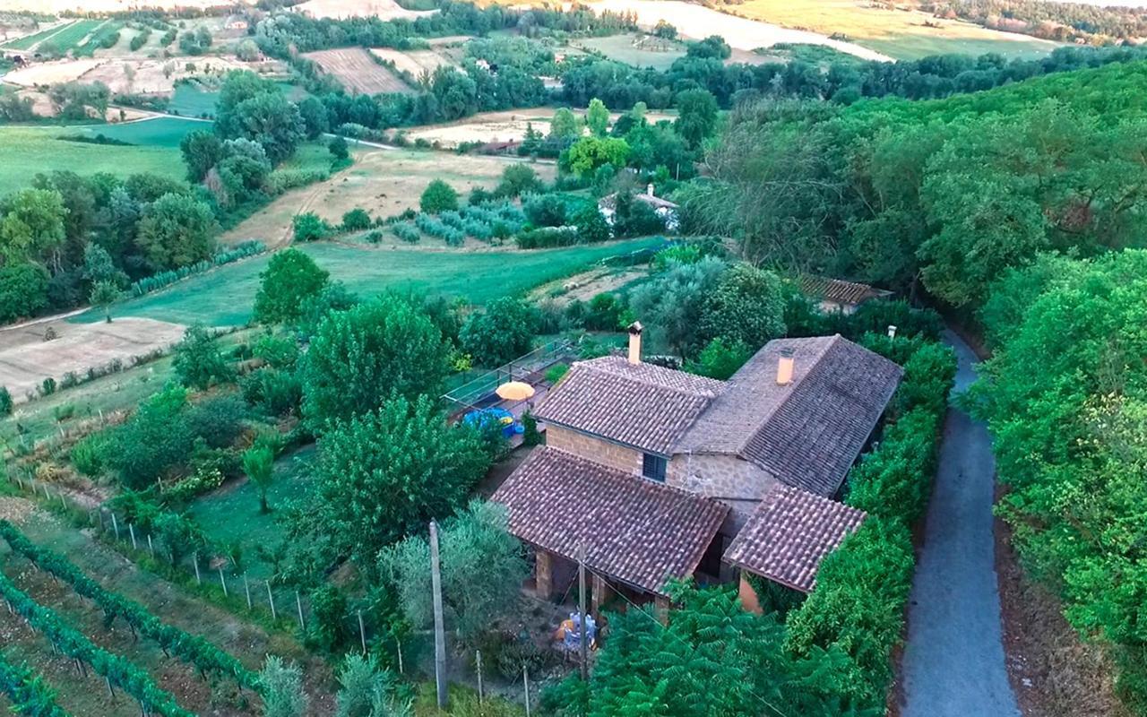 Casale San Pietro Bed & Breakfast Otricoli Bagian luar foto