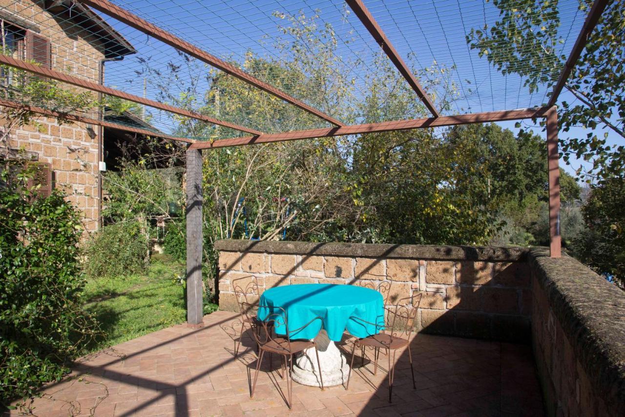 Casale San Pietro Bed & Breakfast Otricoli Bagian luar foto