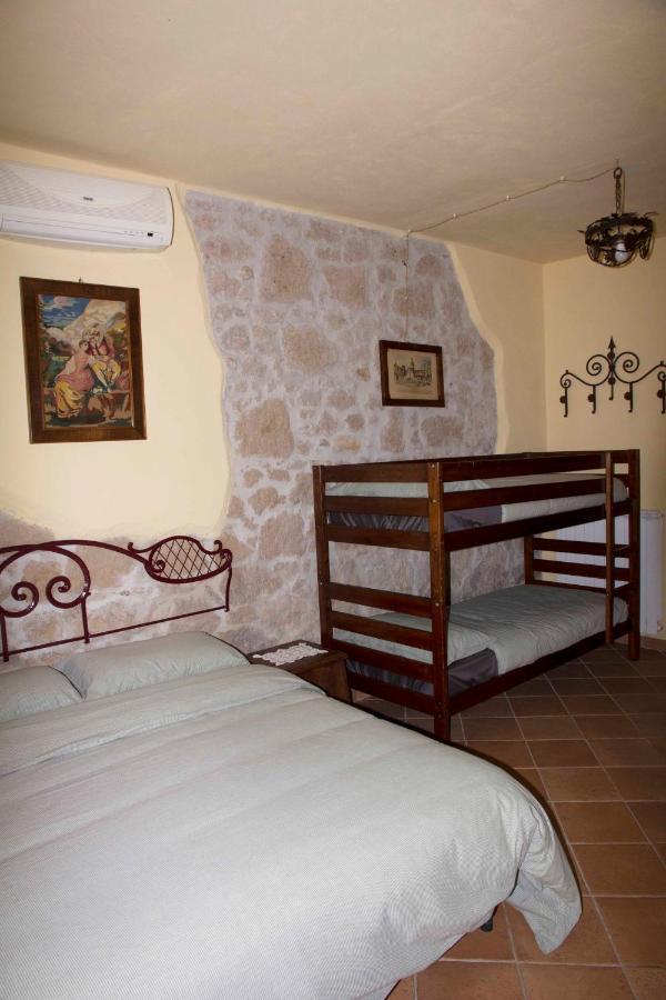 Casale San Pietro Bed & Breakfast Otricoli Bagian luar foto